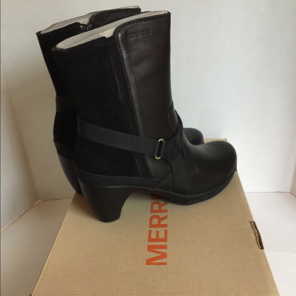 NWOT Merrell Women’s Ever Fade Ankle Boot